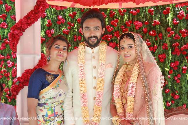 Actor Arav - Actress Raahei Marriage Stills
